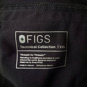 2XL FIGS Men's Axim Cargo Straight Leg Technical Scrub Pants